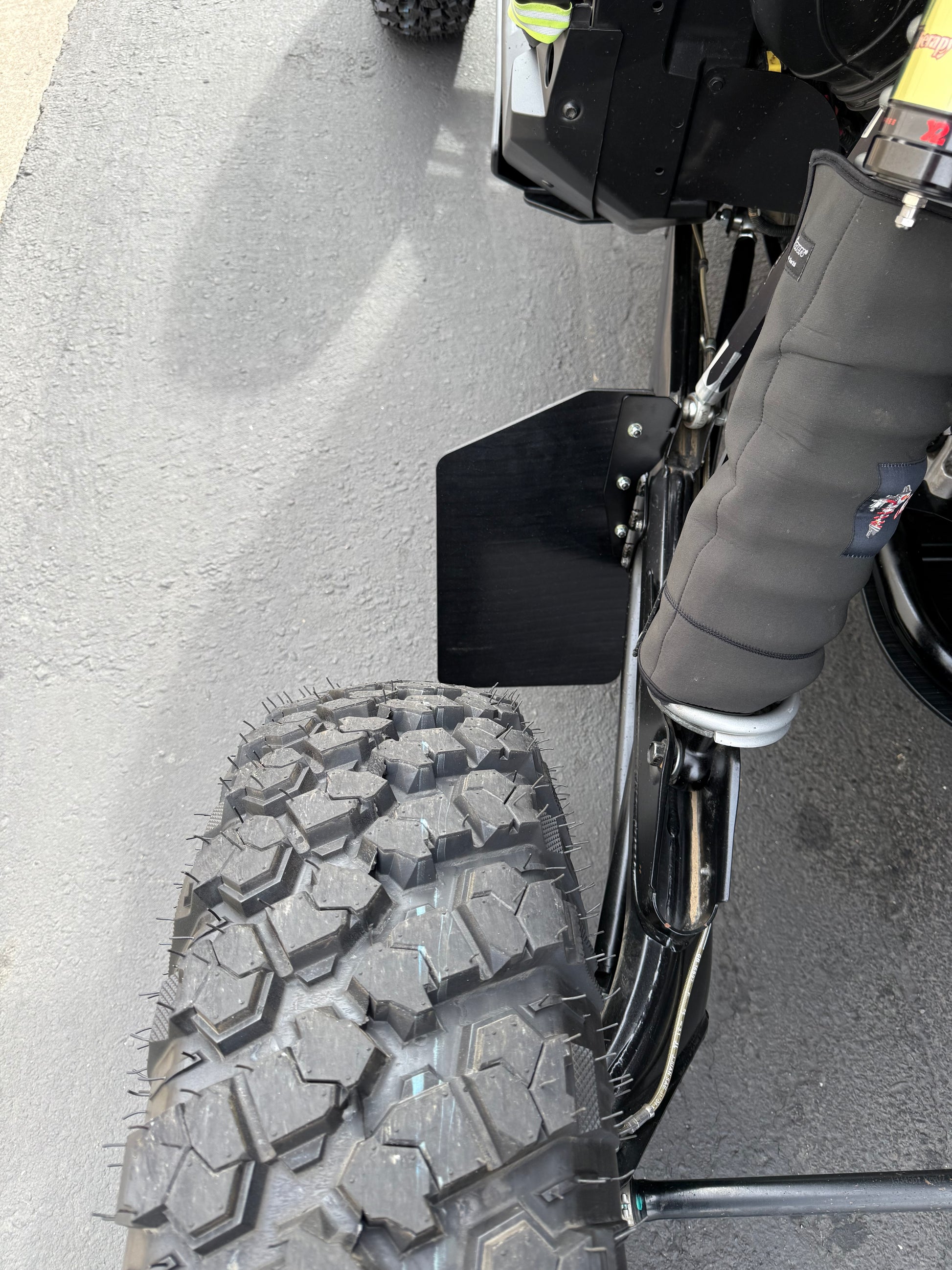 rock guard, rock deflector, uhmw, Factory UTV, mud guard